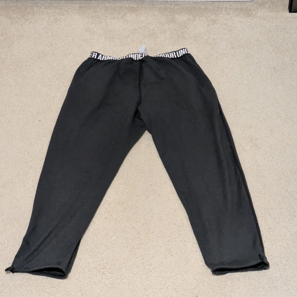 ✨3/$20✨ Under Armour Black Joggers Sweatpants - Picture 2 of 4